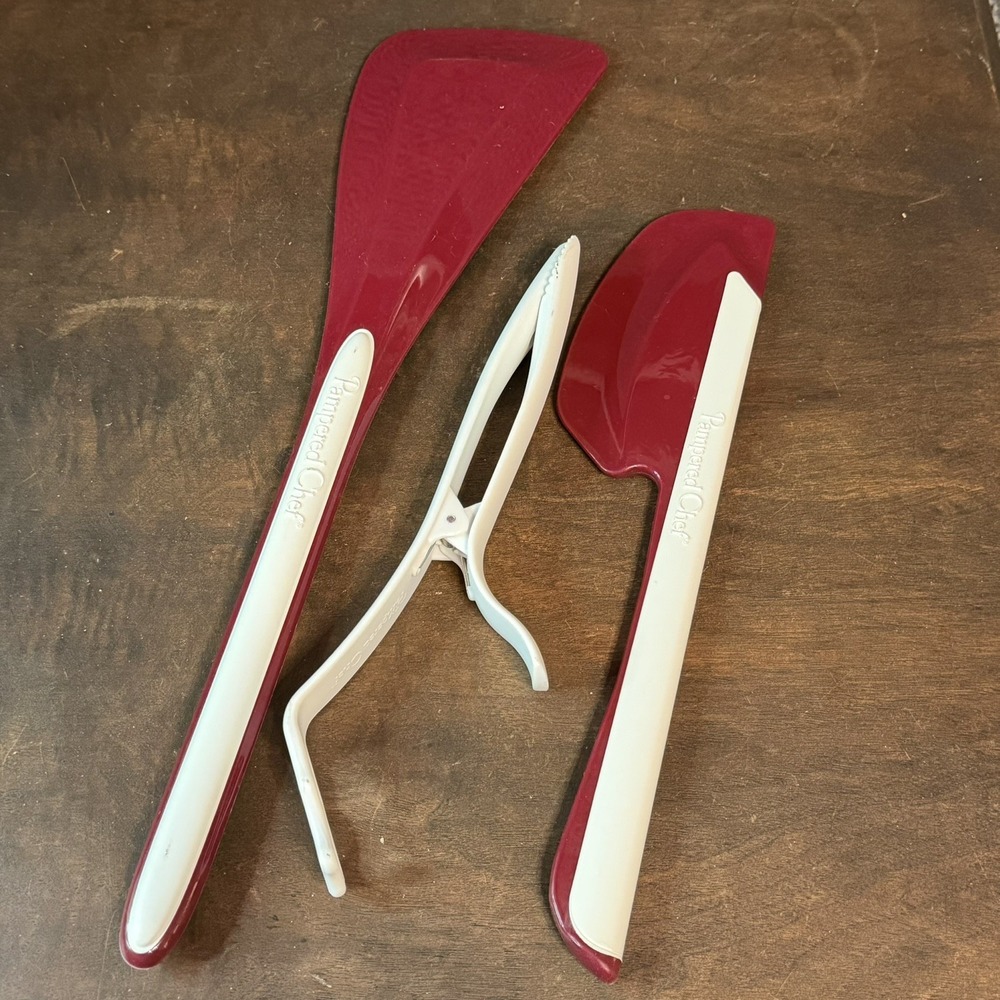 Pampered Chef #1703 & 1701 Mega And Master Scraper Spatula Cranberry Retired